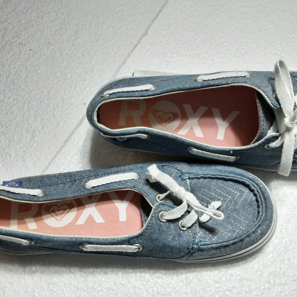 Shoes ladies ROXY size 8 brand new